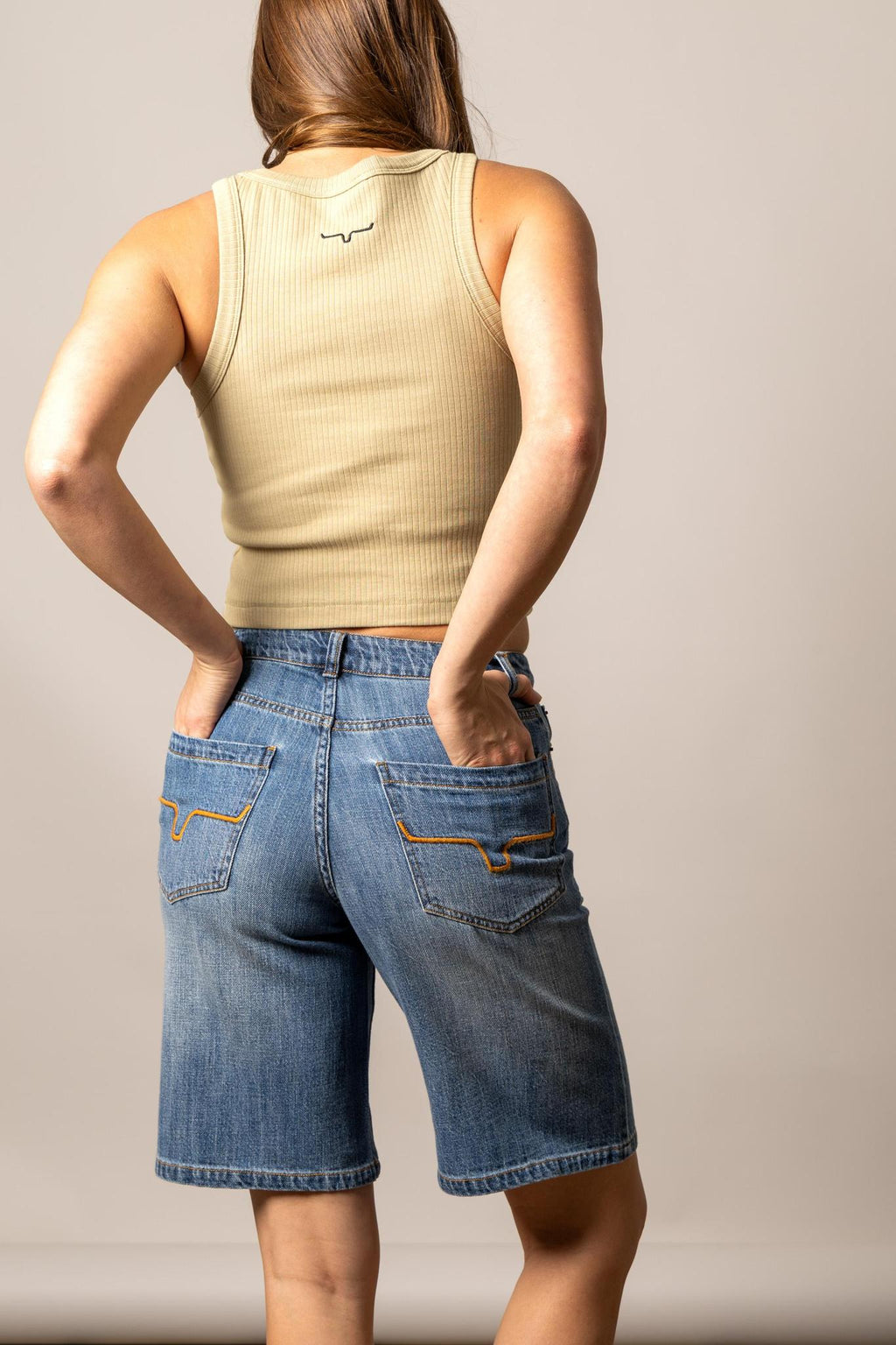 STACI - ANTIQUE WASH