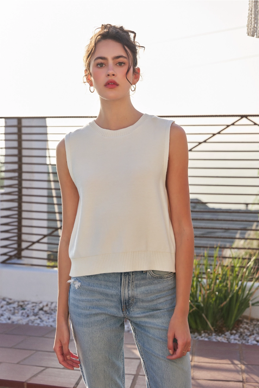 Sweater Vest Top with Back Contrast Bow Tie Details - Cream