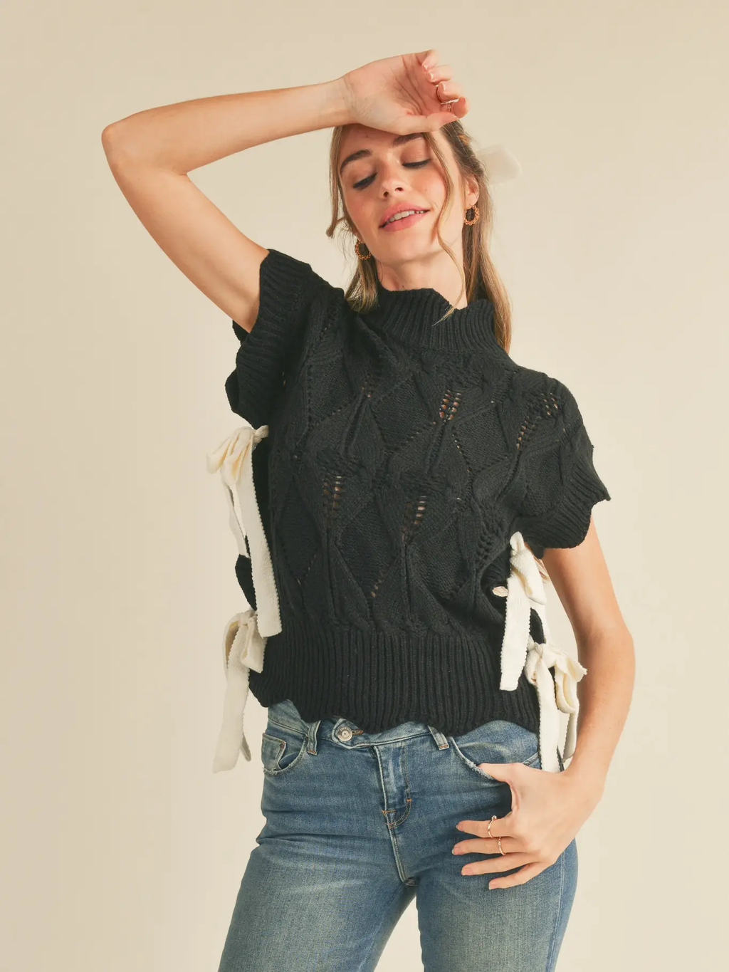 Mock Neck Cropped Sweater Vest - BLACK