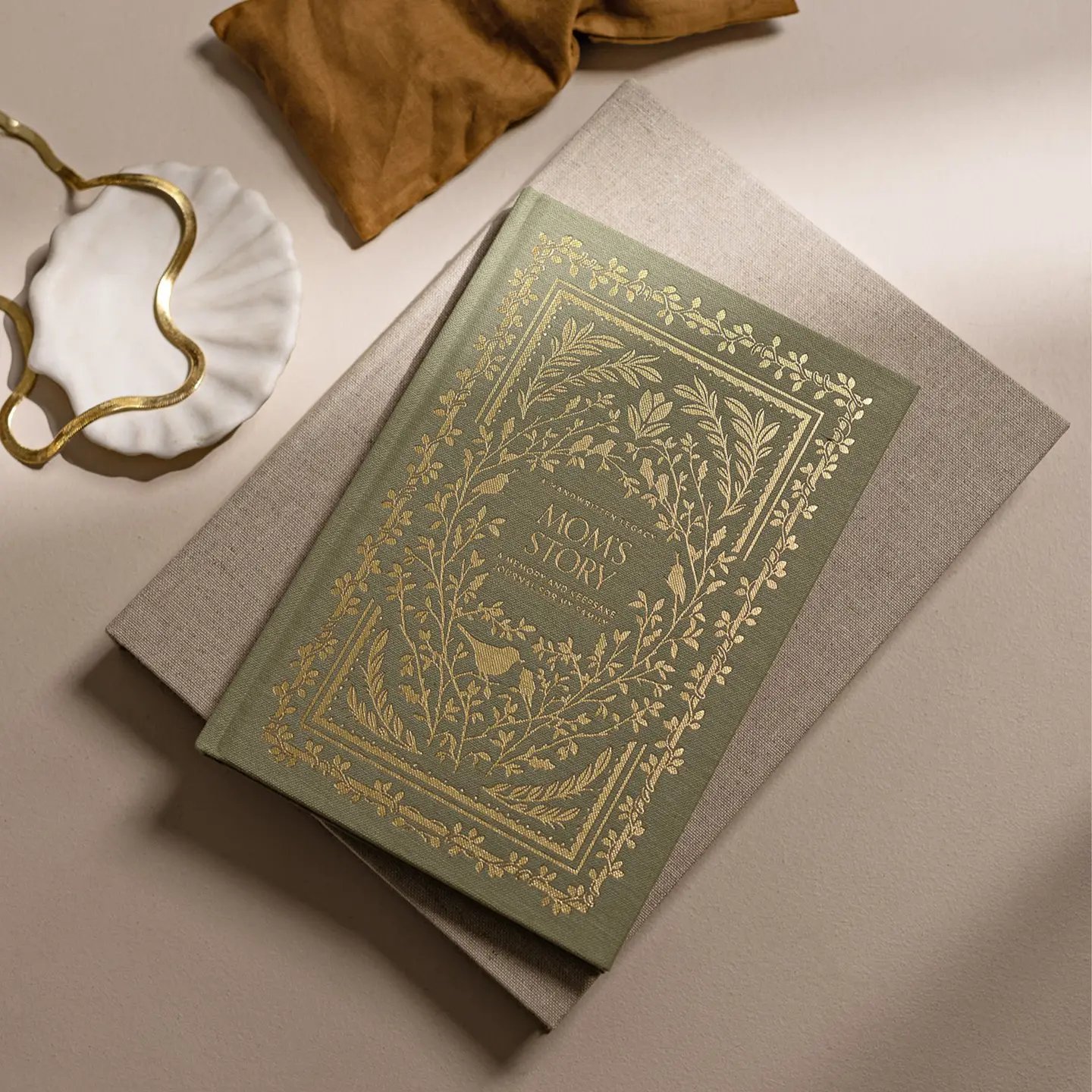 Mom's Story: A Memory and Keepsake Journal For My Family