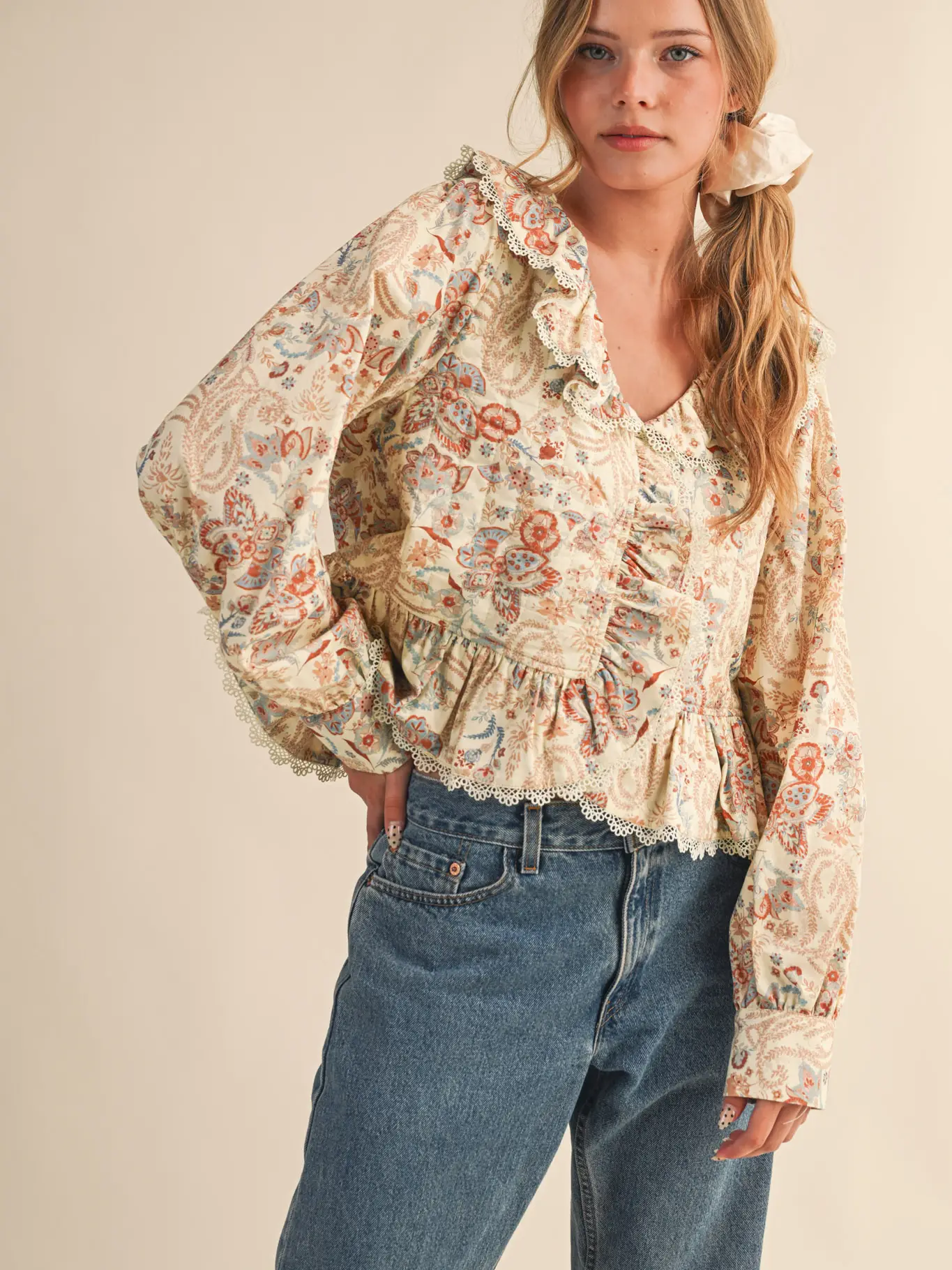 Paisley Print Lace Trim Quilted Top