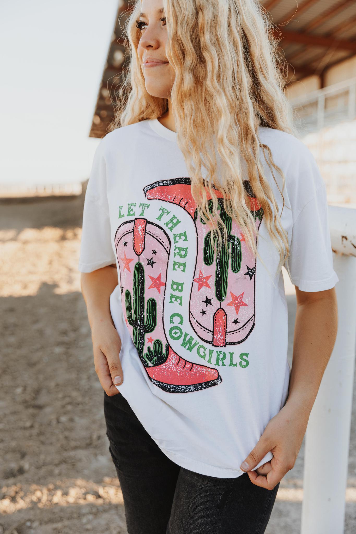 LET THERE BE COWGIRLS  GRAPHIC TEE - MINERAL IVORY
