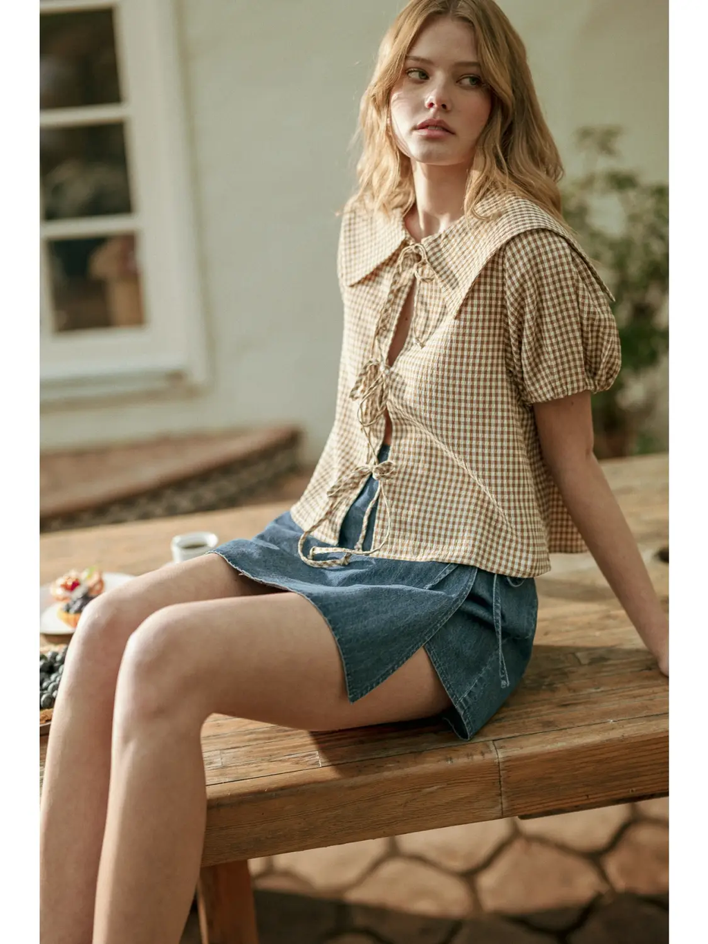 Gingham Pattern Sslv with Tie in Front Top - MOCHA