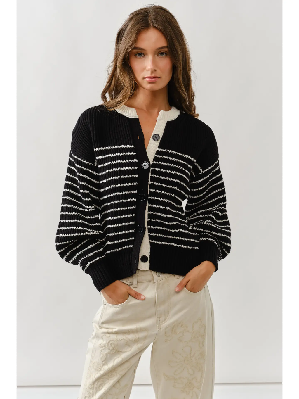 Voluminous Sleeve Stripe Cardigan - BLACK / CREAM