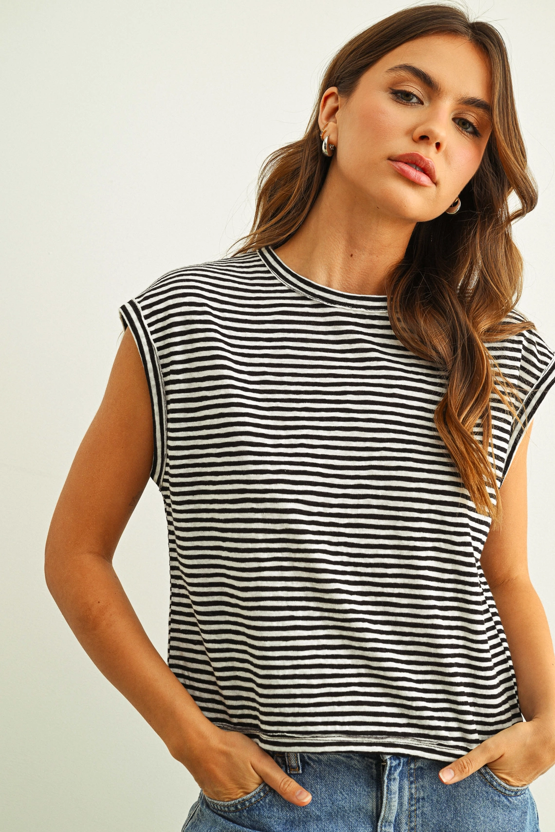 Stripe Pattern Slub Top - White Black