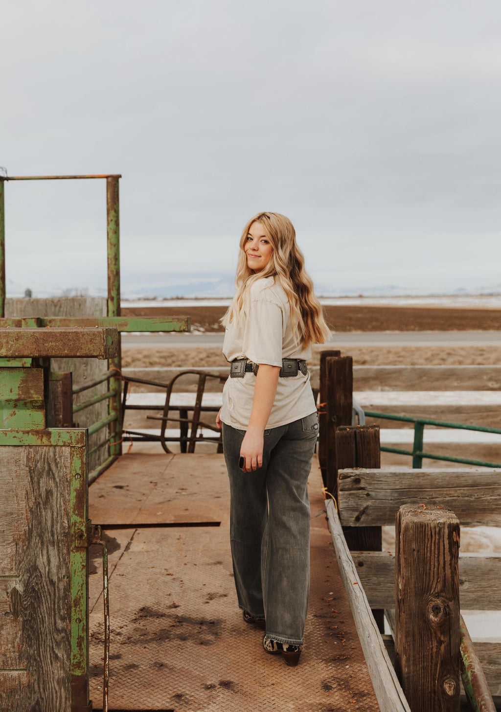 90'S VINTAGE FLARE JEANS | GRANITE