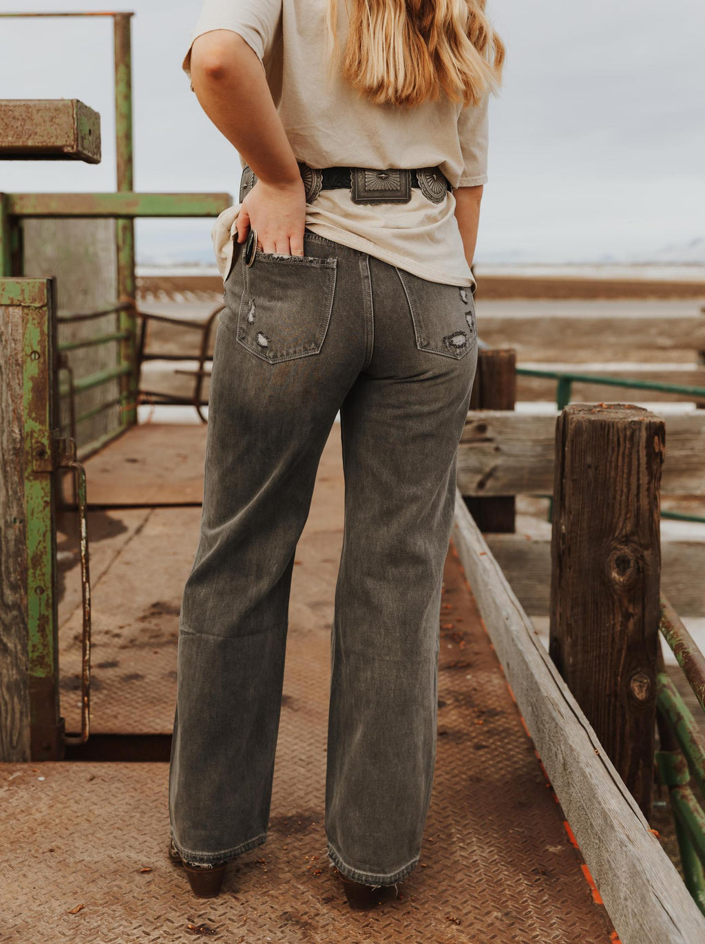 90'S VINTAGE FLARE JEANS | GRANITE