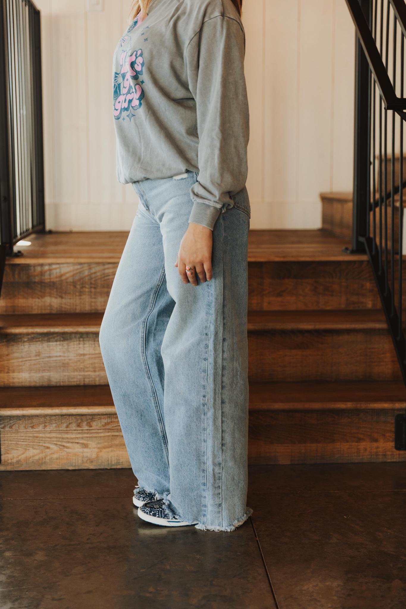 LET'S GO GIRLS LONG SLEEVE SWEATSHIRT - MINERAL GREY