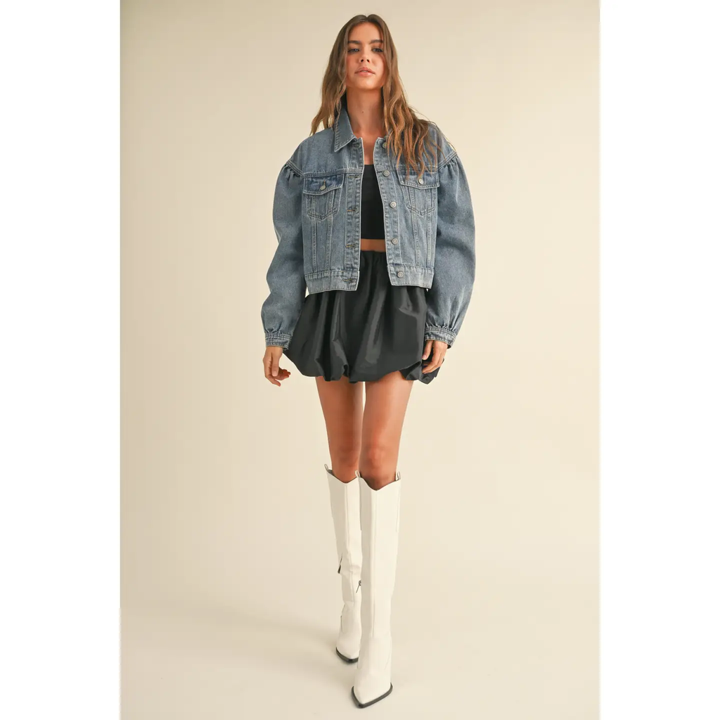Long Sleeve Puff Sleeve Denim Jacket - lighter wash