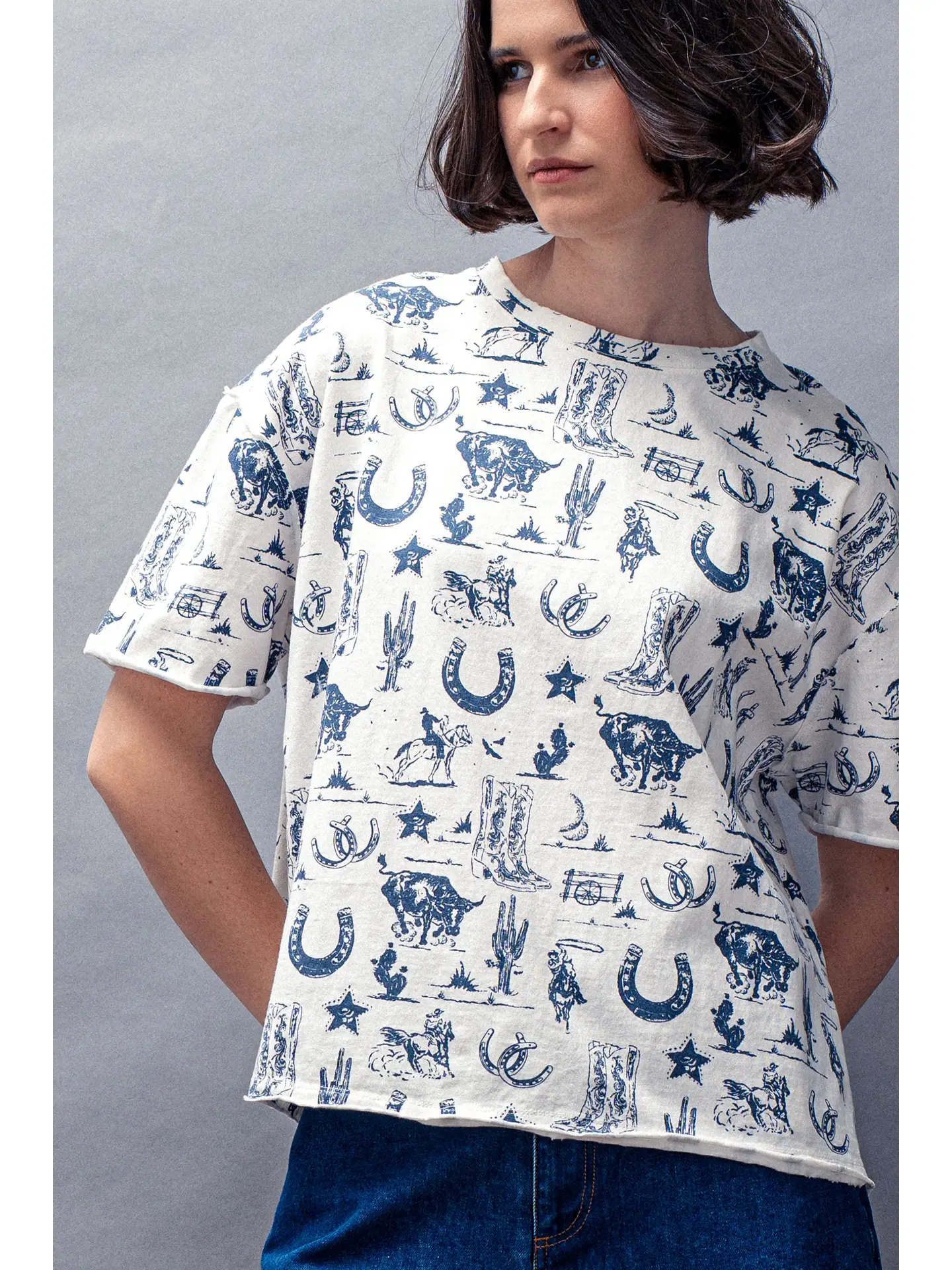 Western Graphic Print Relaxed Fit Tee - Cream & Navy